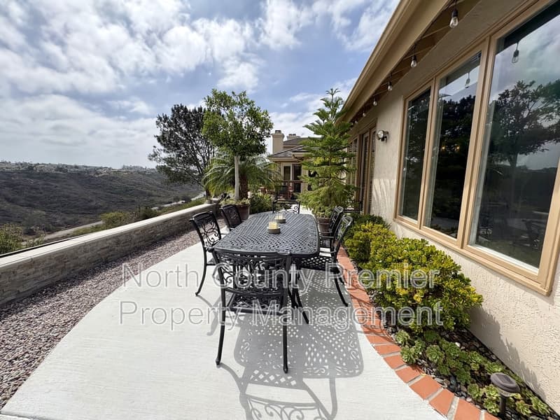 Encinitas House: 1867 Amalfi Drive