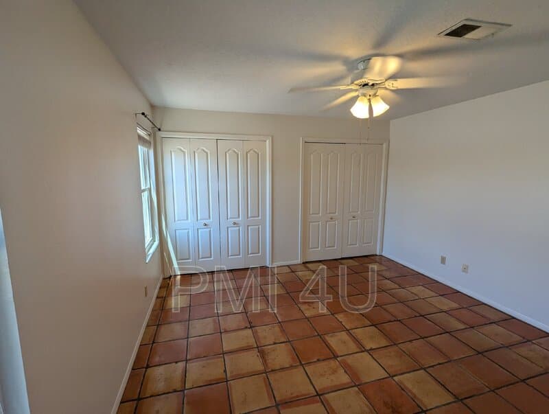 Corrales Condo: 117 Carey Rd
