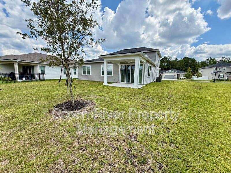 Orange Park House: 3435 Auvenshine Way
