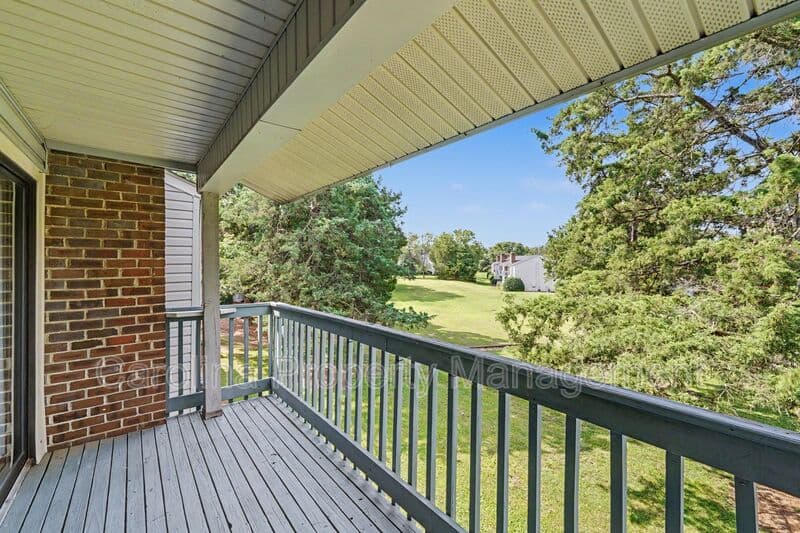 Charlotte House: 10971 Harrowfield Rd