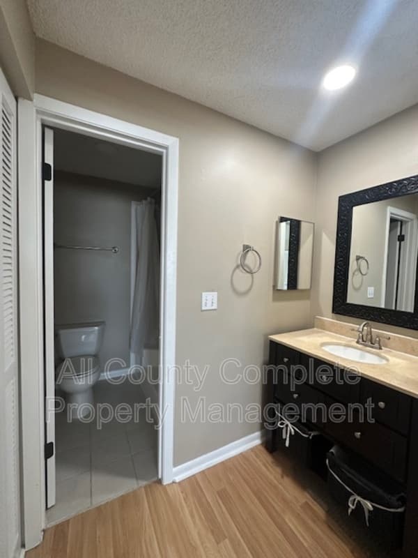 Jacksonville House: 6653 Periwinkle Drive