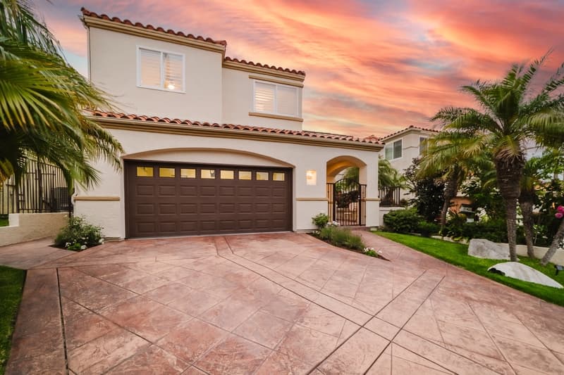 Carlsbad House: 7528 Navigator Circle