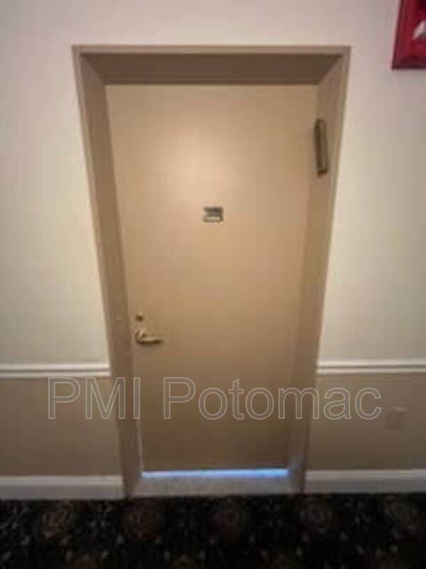 Washington Condo: 2501 Calvert Street Northwest