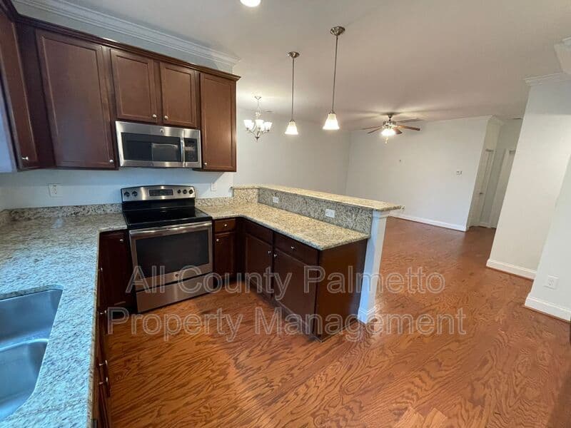 Charleston Townhome: 4168 Veritas Street