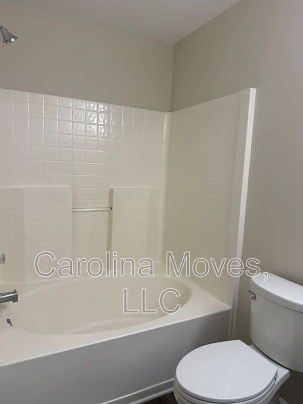 Simpsonville House: 210 Morell Dr.