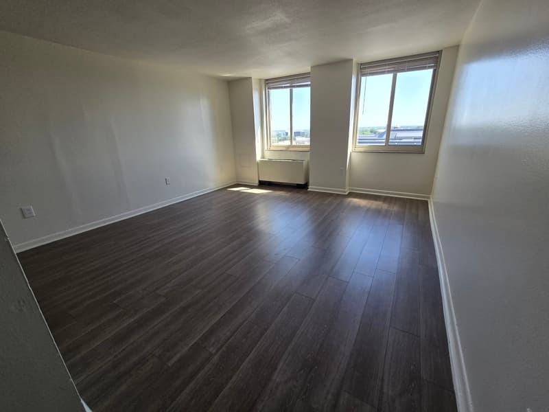 Richmond Condo: 311 w Franklin St