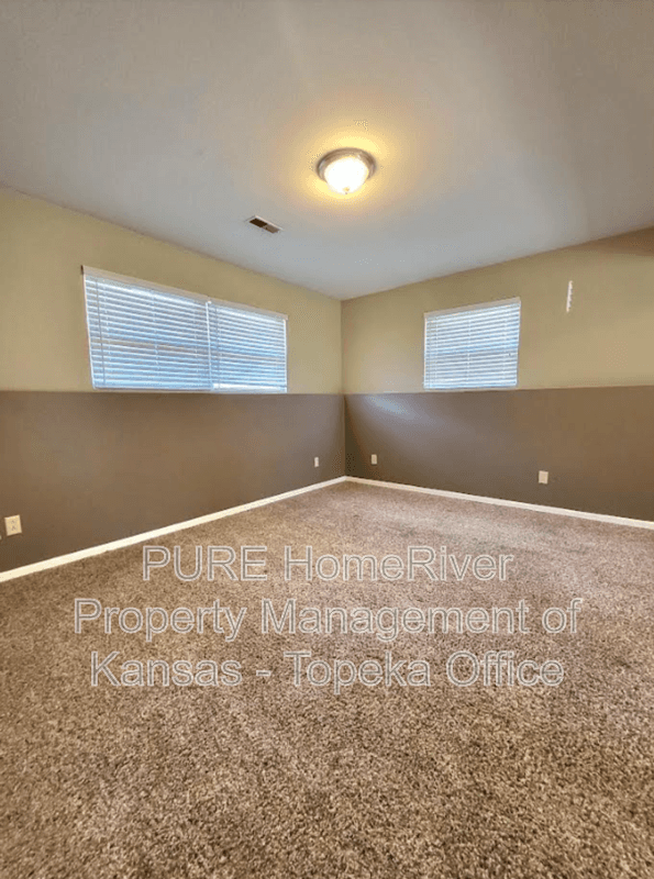 Topeka House: 7217 SW 27th Street