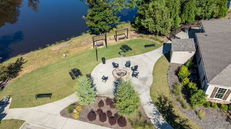 Flowery Branch House: 6079 Hoot Owl Lane