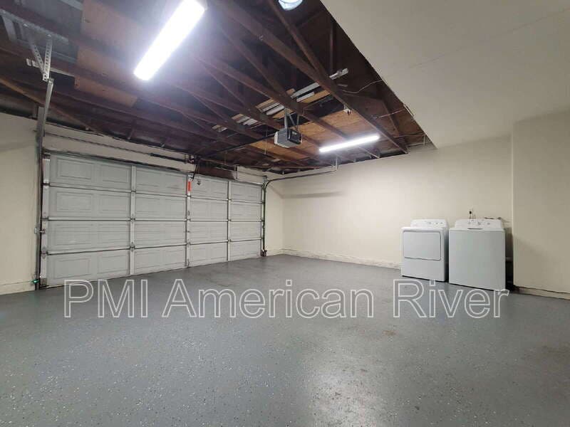 Sacramento House: 7933 Valley Green Drive