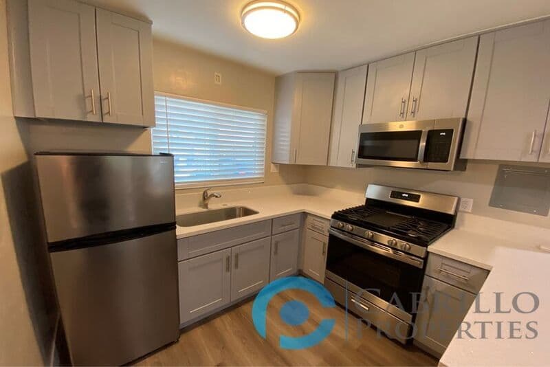 San Diego Condo: 4733 Utah Street