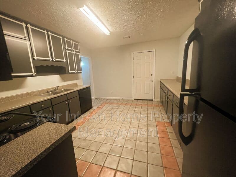 Decatur House: 4454 Blackbirch Lane