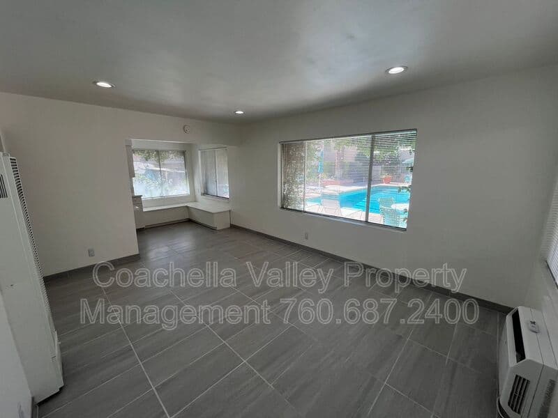 Palm Springs House: 2290 S Palm Canyon Drive