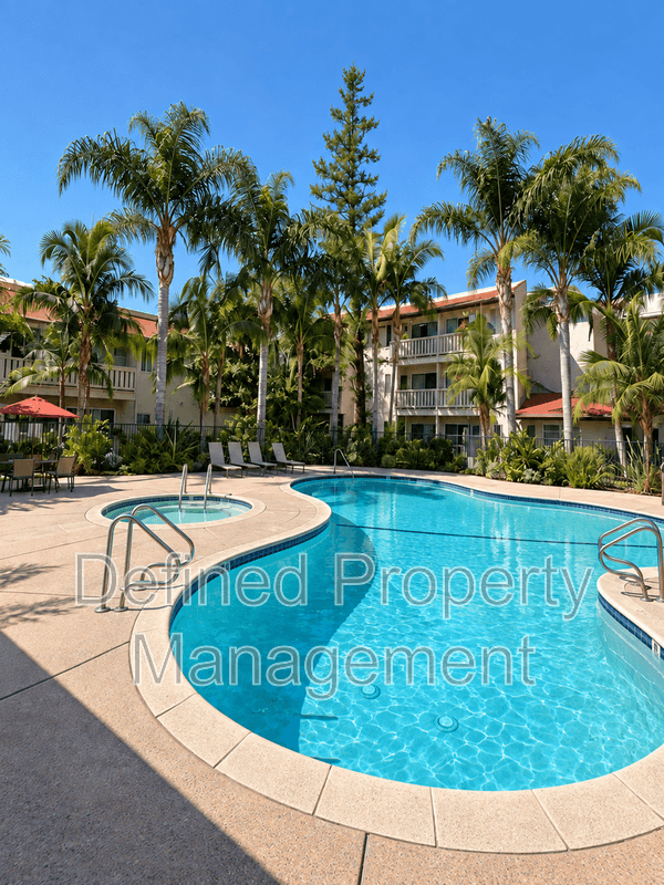 Reseda Condo: 7722 Reseda Blvd 131