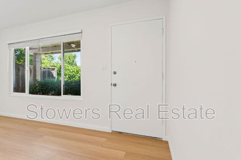 Pleasanton House: 2535 Heatherlark Cir