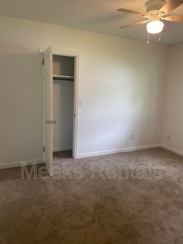 St. Albans Condo: 2716 Knox Ave.