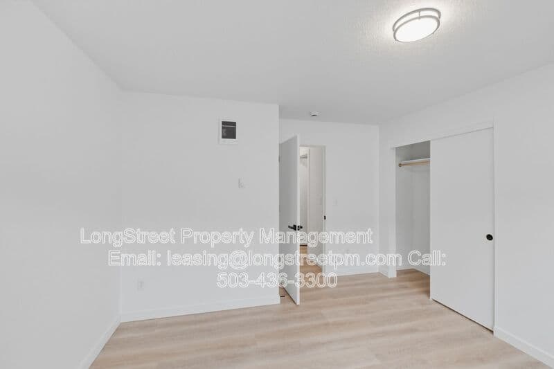 Philomath Condo: 826 S 19th St