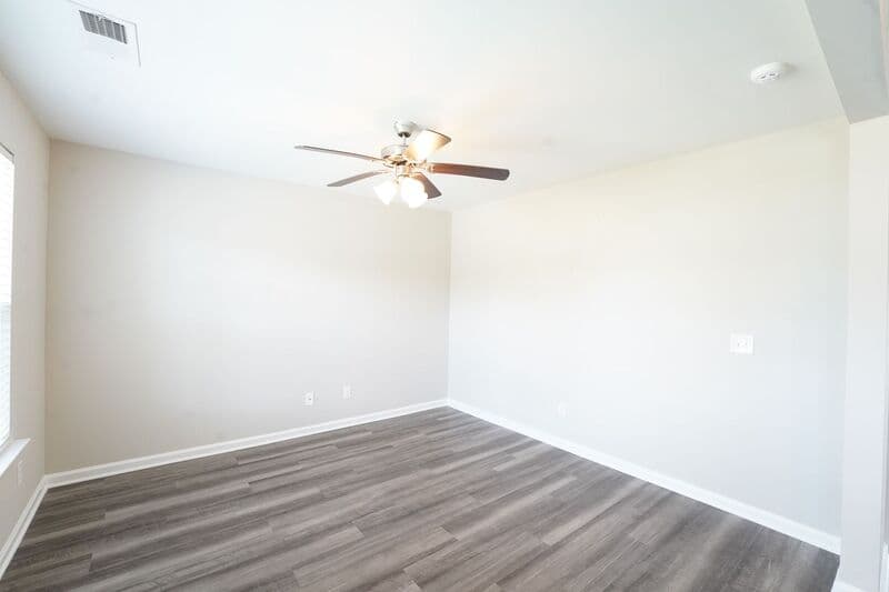 Guyton House: 105 Butternut Blvd