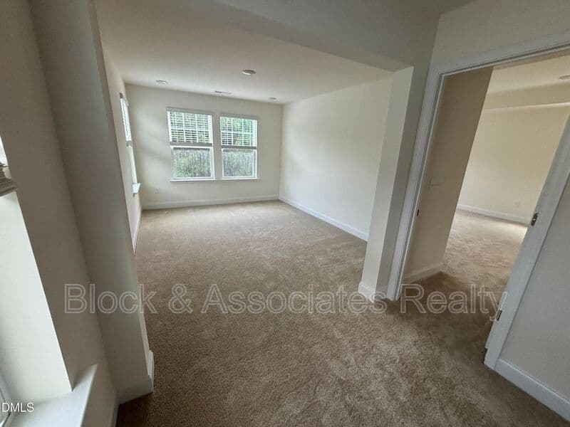 Raleigh House: 5128 Ranger Grove Way