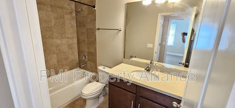 Lake Mary Townhome: 1412 Lobelia Drive