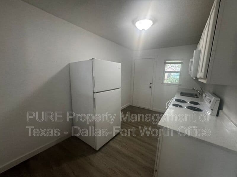 Dallas Condo: 2215 JB Jackson Jr Blvd