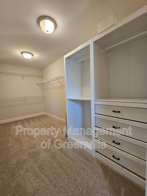 Taylors House: 625 Old Rutherford Rd