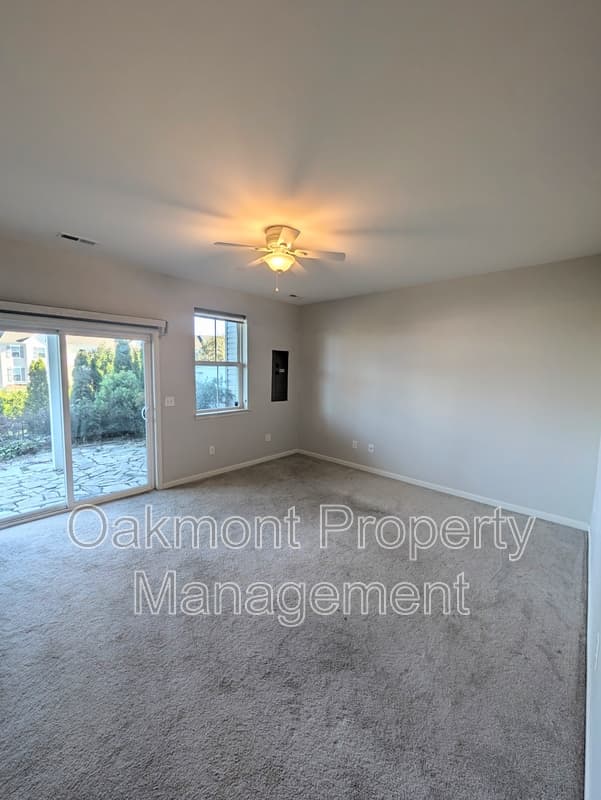 Fredericksburg House: 1322 Hudgins Farm Circle