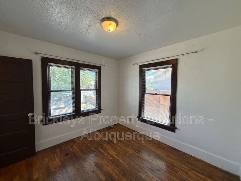 Albuquerque Condo: 313 Cornell Drive SE