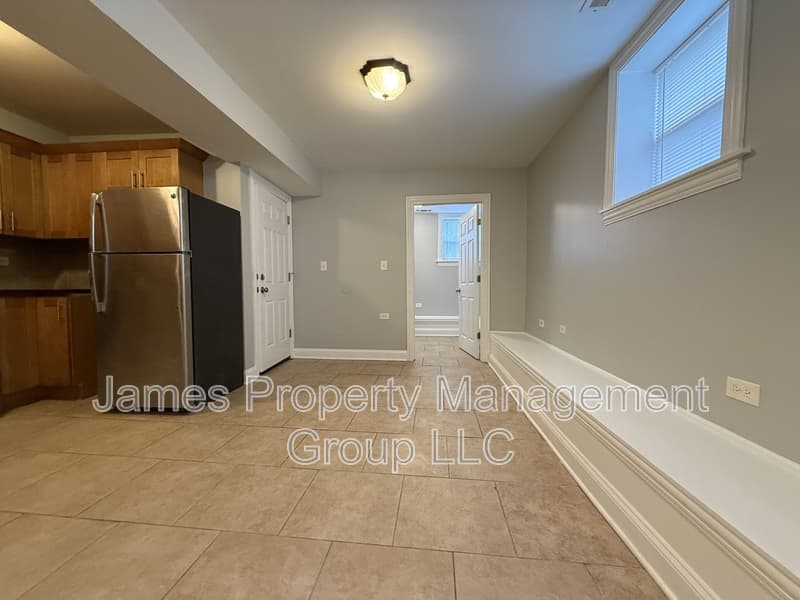 Chicago Condo: 3601 W Le Moyne St