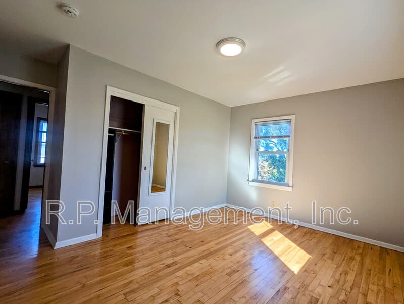 Maplewood House: 2303 Atlantic St