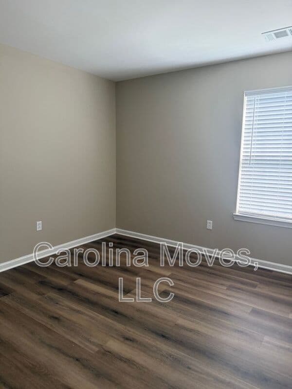 Simpsonville House: 210 Morell Dr.