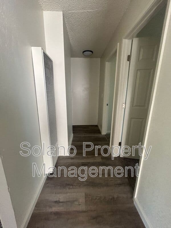 Fairfield Condo: 766 E. Tabor Ave.