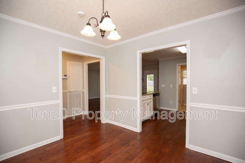 Smiths Station House: 776 Lee Rd 222