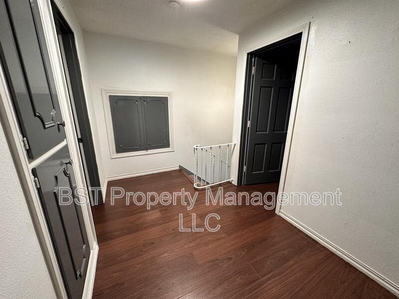 Keizer House: 1458 Greenwood Drive Northeast