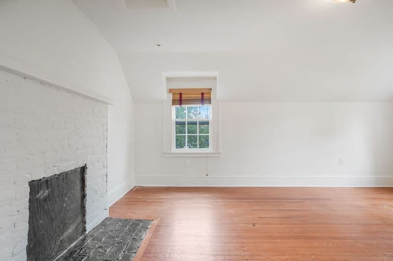 Fredericksburg House: 708 Kenmore Ave
