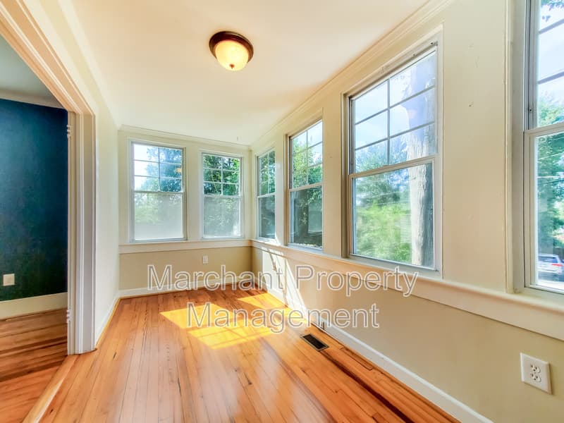 Greenville House: 1 Mission Street
