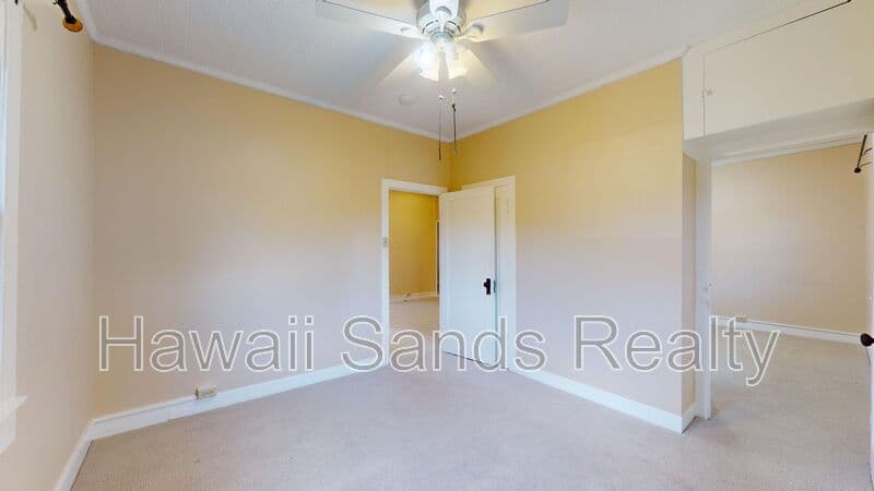 Honolulu House: 908 Kinau Street