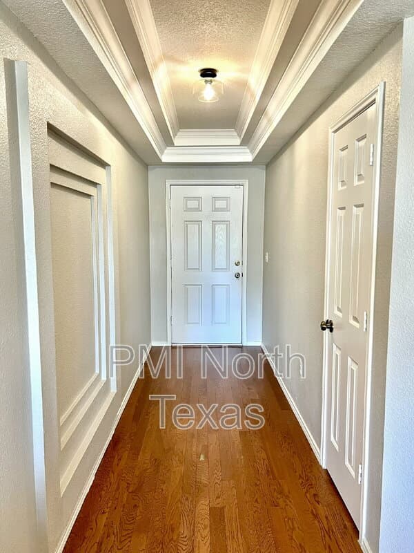 Little Elm House: 237 Flatwood Drive