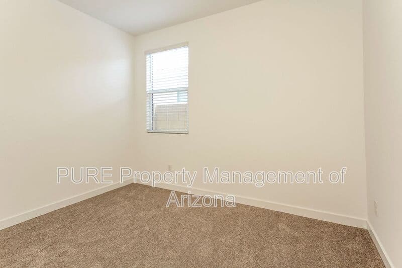 Phoenix House: 9524 W Flower St