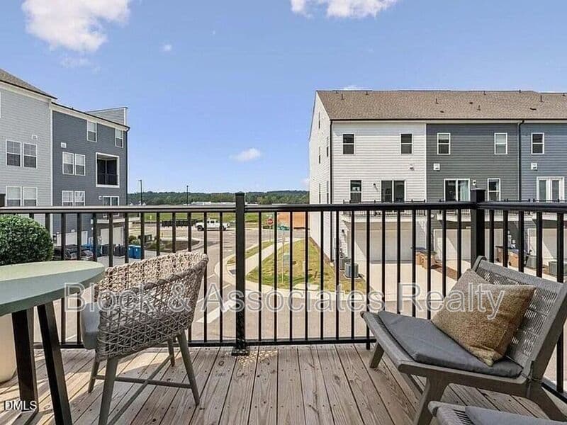 Wake Forest Condo: 404 Gaston Park Ln
