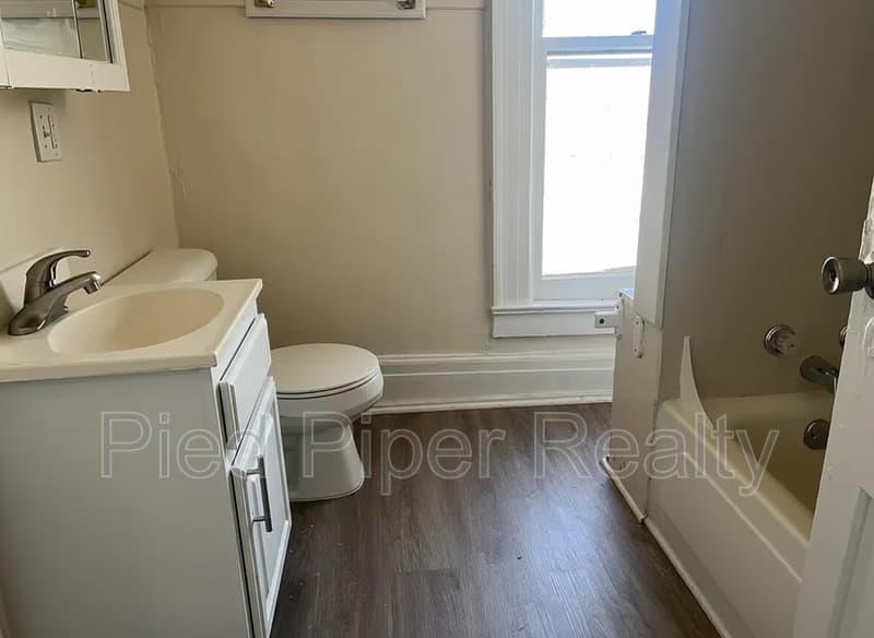 Freeport Condo: 404 E Prospect Terr