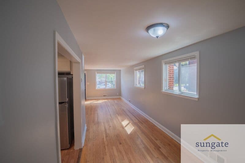Baltimore Townhome: 1328 Deanwood Rd