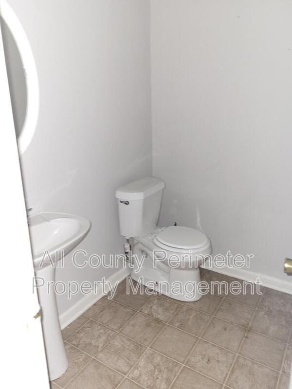 Riverdale Townhome: 7620 Creekside Lane