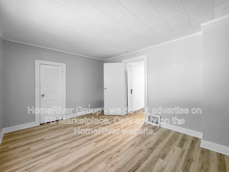 Jennings House: 8949 Huiskamp Ave