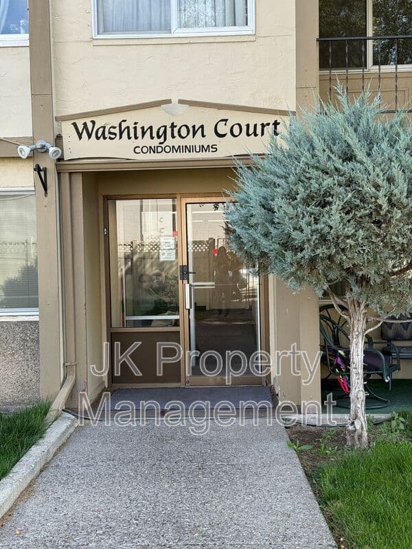 Great Falls Condo: 925 1st Ave N - 207