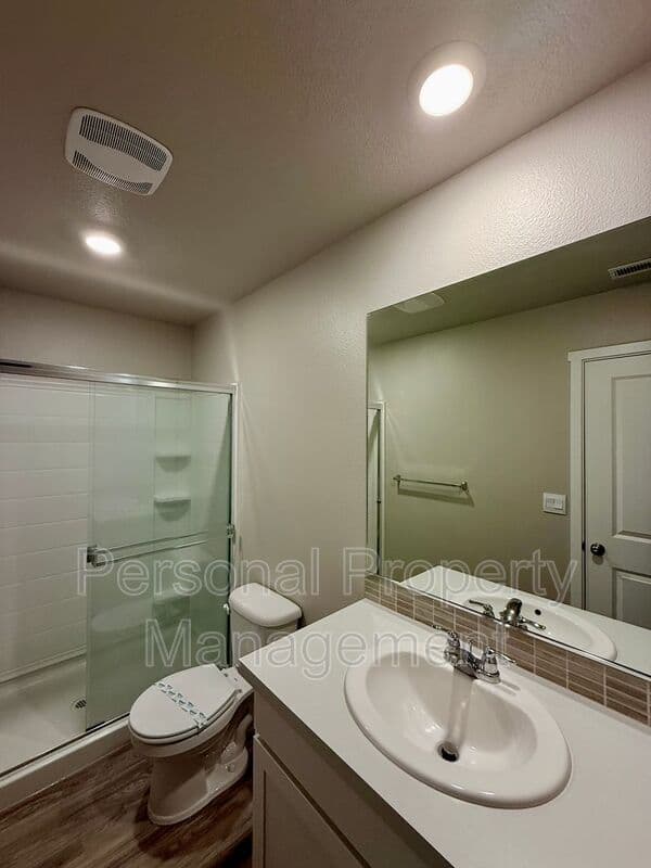 Vancouver House: 2633 NE 115th Place