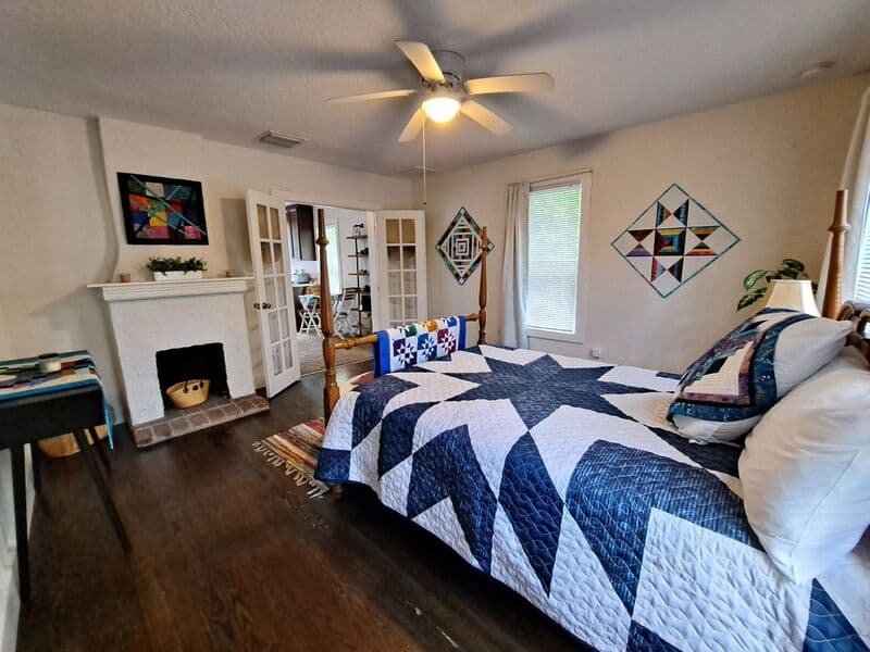 Deland Condo: 206 E Howry Ave