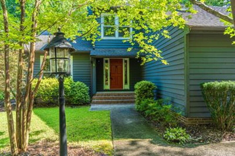 Southern Pines House: 145 Sandhurst Place