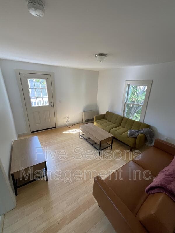 Burlington Condo: 133 Elmwood Avenue - 4