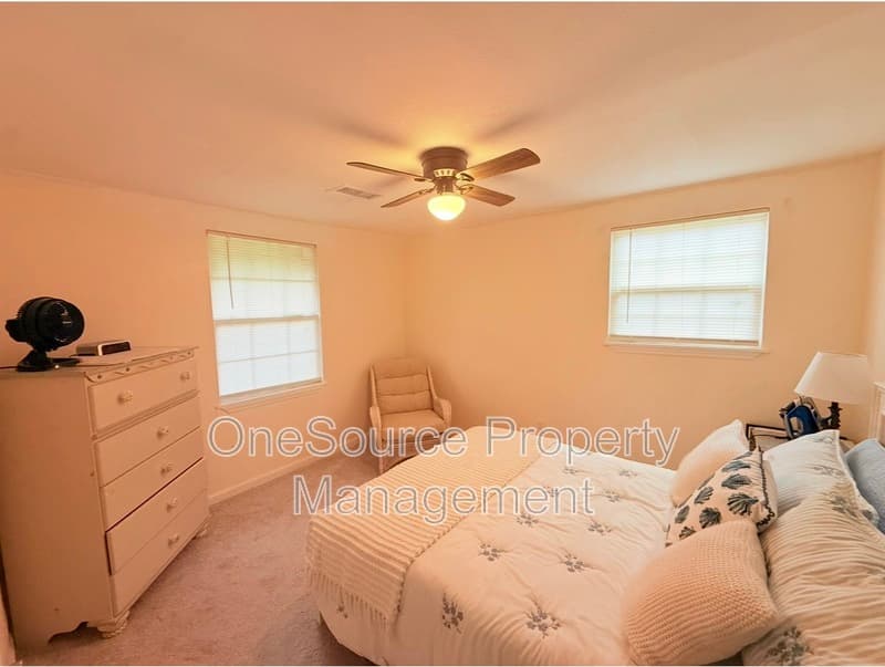 Tallahassee House: 3032 Grady Road