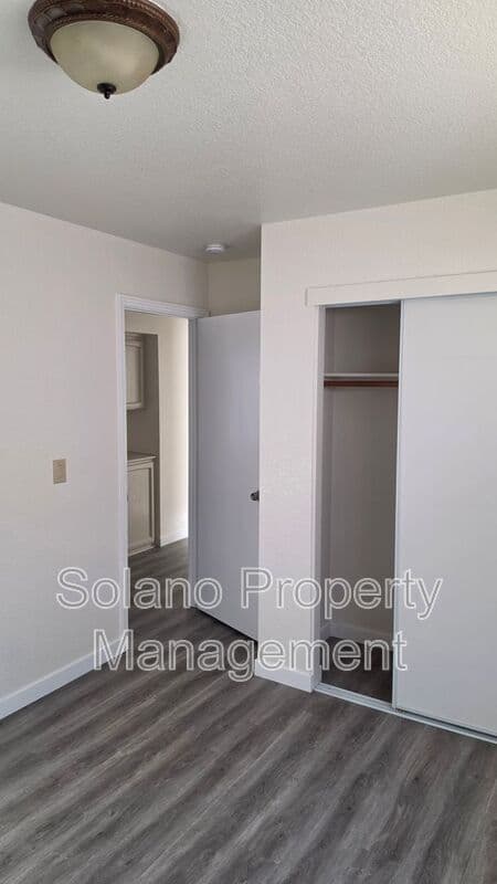 Vacaville House: 376 Marna Dr.